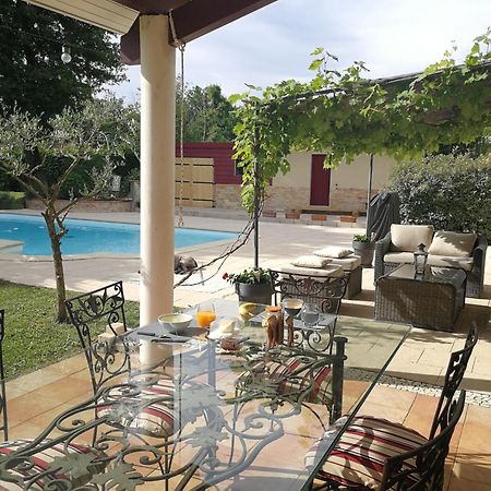 Au Doux Repos Acomodação com café da manhã Lucbardez-et-Bargues Exterior foto